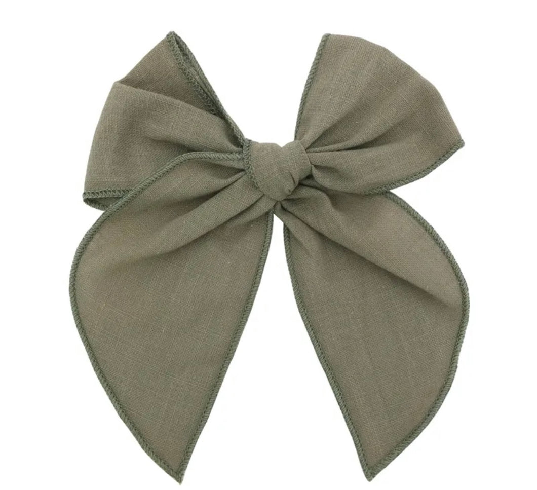 Linen Bow: Muted Green